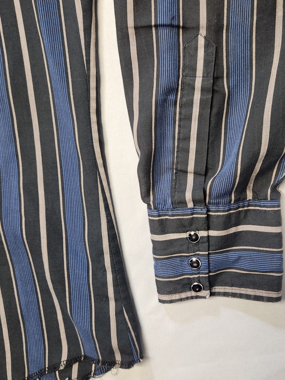 Vintage Wrangler L Cowboy Cut Single Stitch Pearl Snap Long Sleeve Button Up USA - Picture 5 of 11